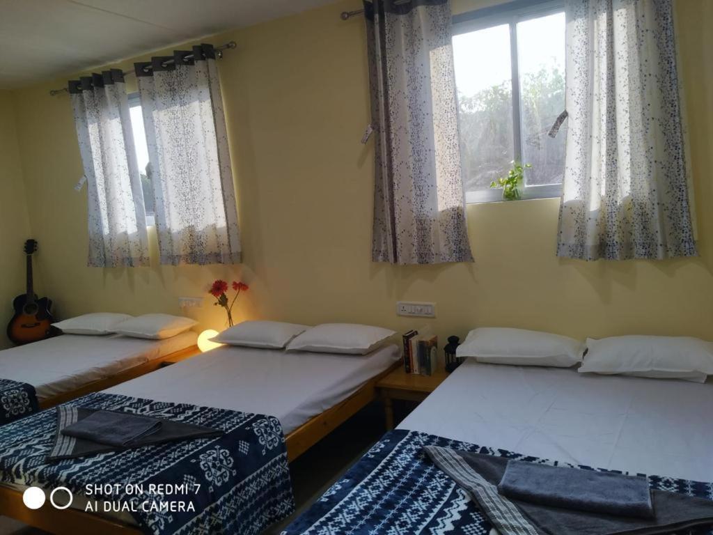 Narsinge Mars Jungle Adventure Stud Farm With Private Jacuzzi 빌라 객실 사진